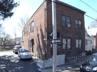 27 Benton St #1L, Hamden, CT 06517