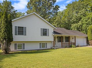17721 S Fisher Lake Rd, Three Rivers, MI 49093