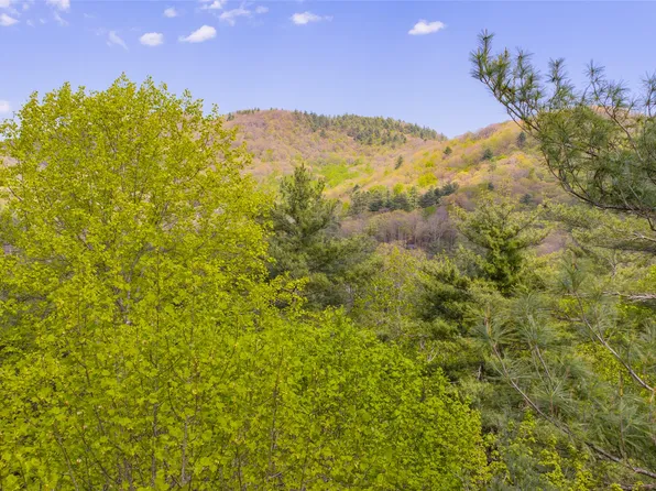 RT-6 Broadwing, Cashiers, NC 28717