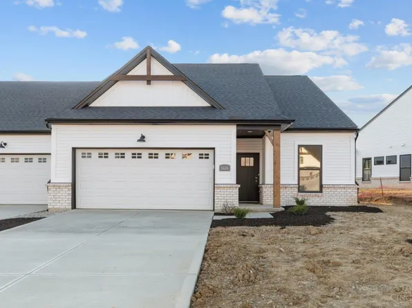 5676 White Pine Ln, Fairfield Township, OH 45011