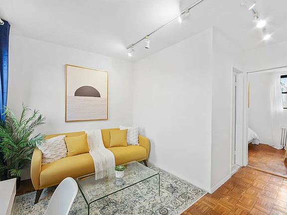 2nd image of 402 E 11th St #8