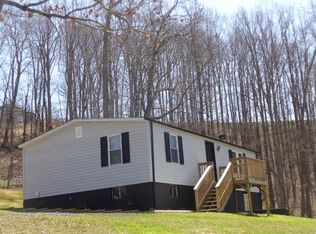 184 Hatfield Rd, Crab Orchard, WV 25827
