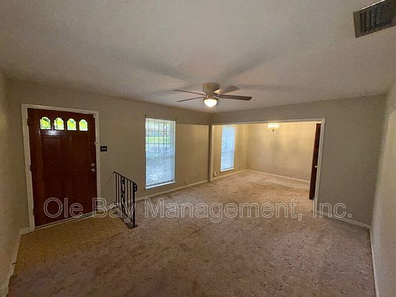 2nd image of 2016 Cathedral Way