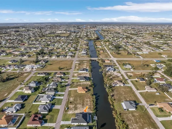 2227 SW 2nd Ter, Cape Coral, FL 33991