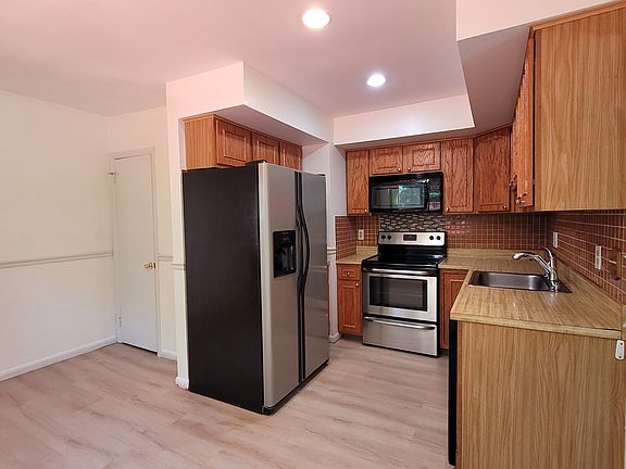 4th image of 15 Saw Buck Cir