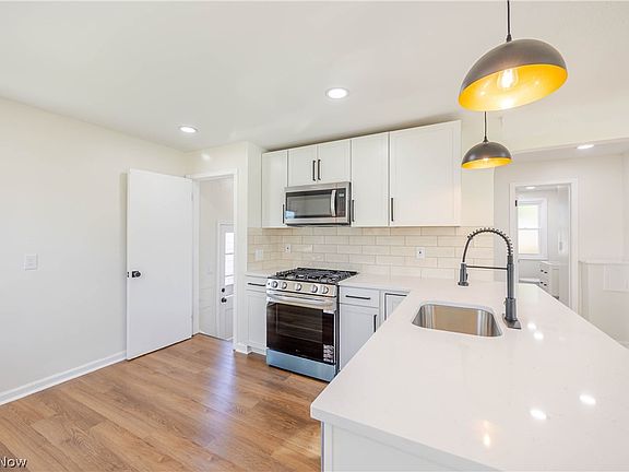 5th image of 14705 Brunswick Ave