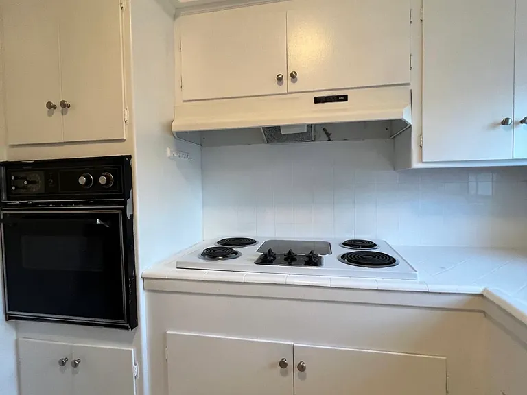 5115 Coldwater Canyon Ave #4 — Photo 4