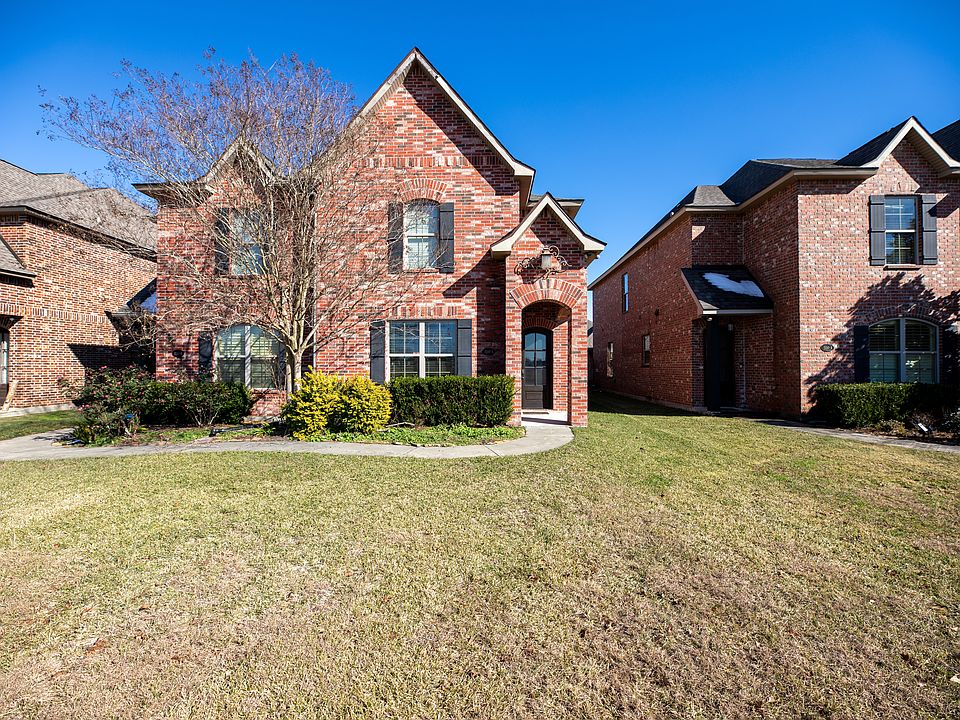 1st image of 1550 Lacadie Dr Unit 5