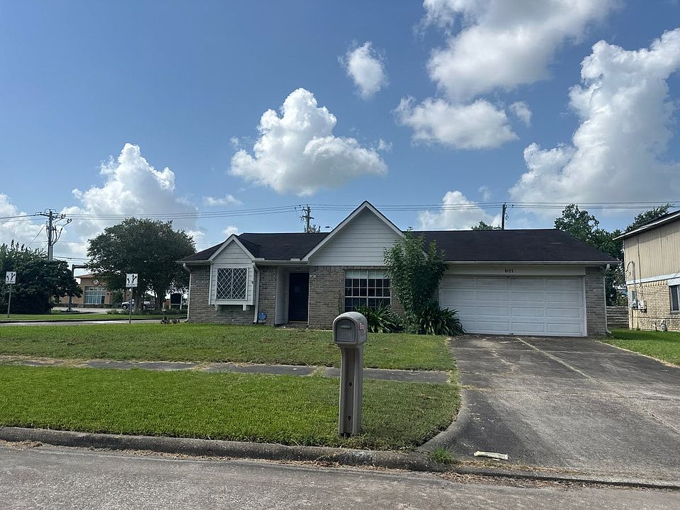 1st image of 6123 Silver Leaf Dr