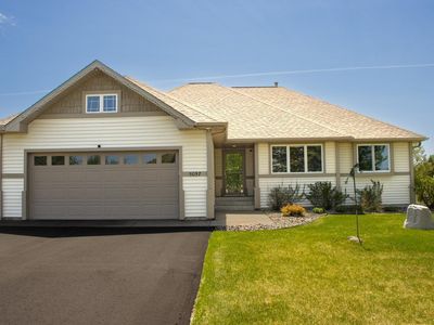5057 Linden Trl N, Lake Elmo, MN, 55042