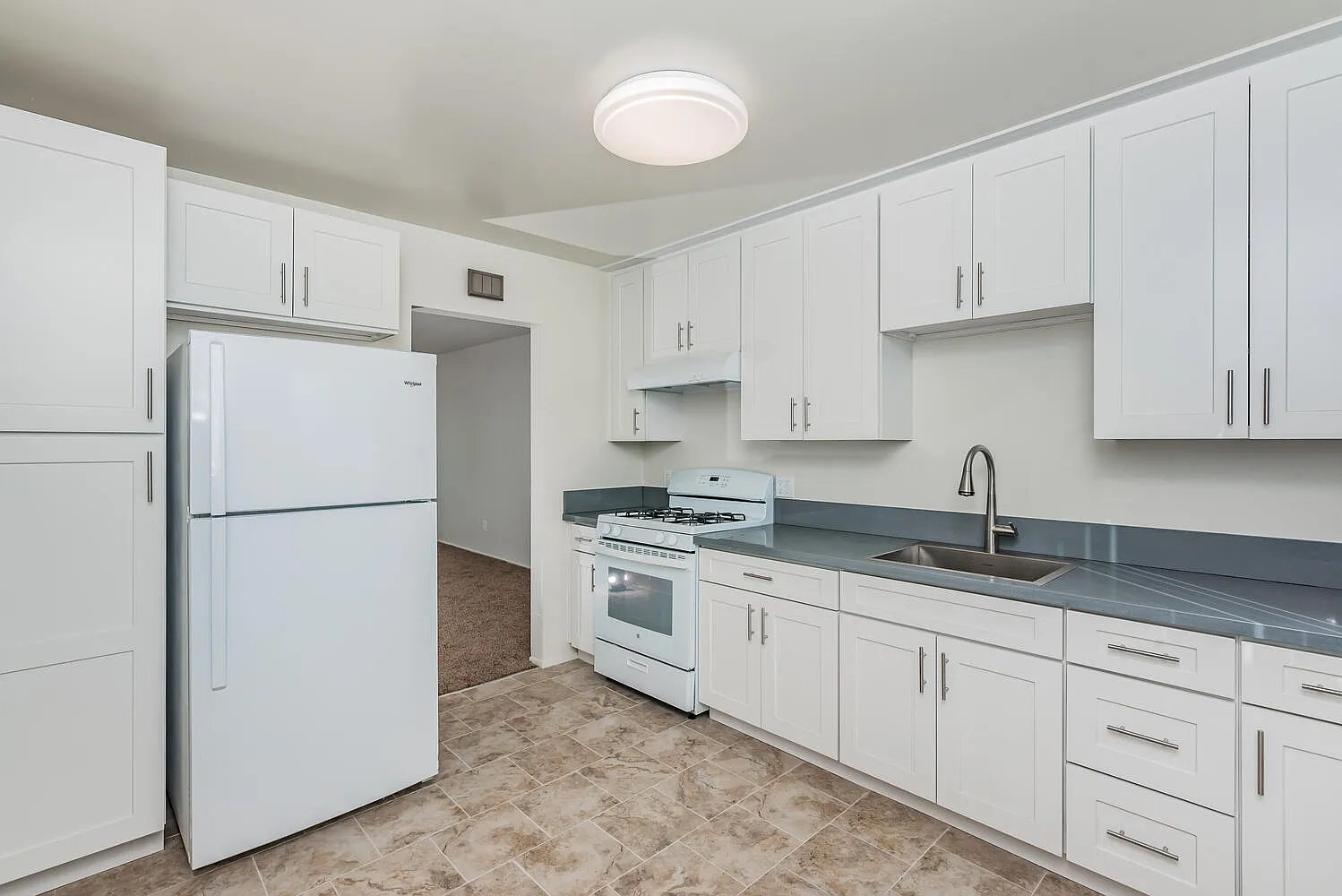 Orchard 8 Apartments - 8281 — Photo 3