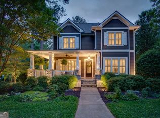3349 Harris Dr, College Park, GA