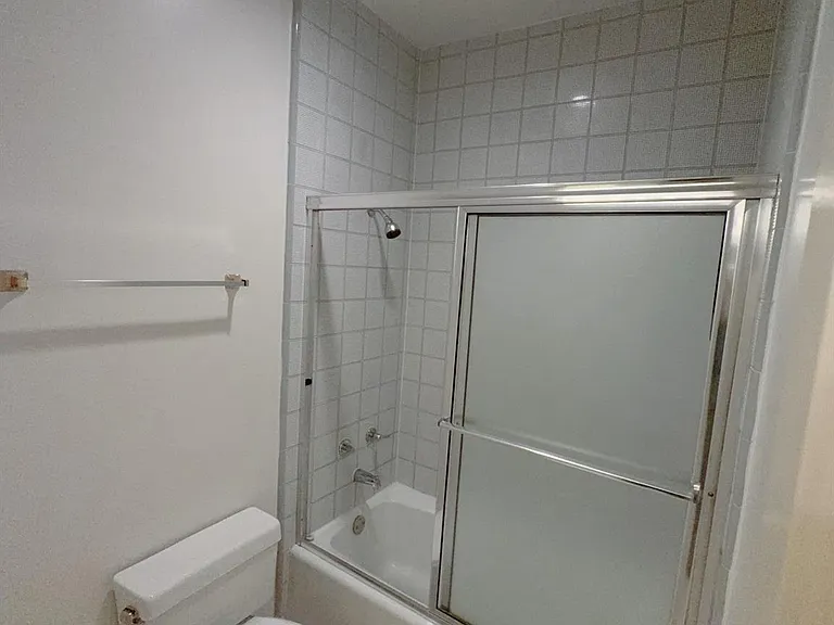 11852 Taylorcrest Rd #8 — Photo 33