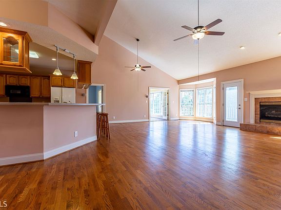 5th image of 101 W Meadow Lakes Blvd