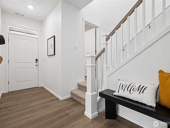 4th image of 20306 161st Street E #1026