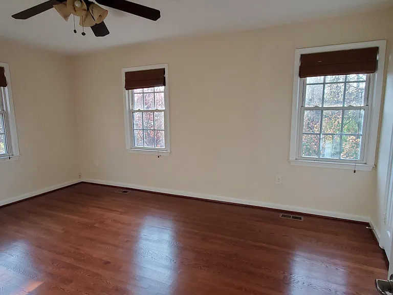 5266 Leestone Ct — Photo 14