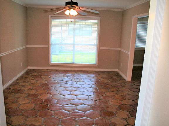 3rd image of 9322 Valwood Ct