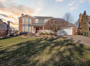 1181 Tiverton Trail Dr, Rochester, MI 48306