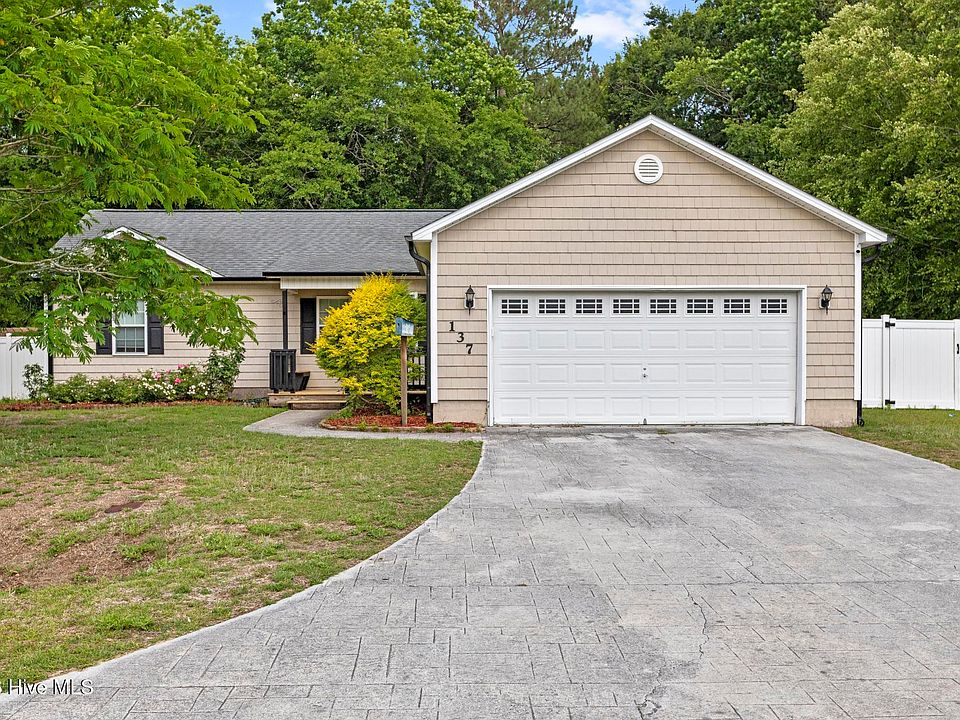 1st image of 137 Briar Hollow Drive