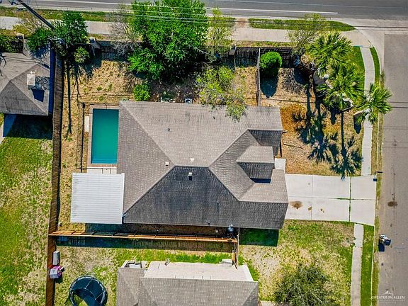 4th image of 2736 Gregg Dr