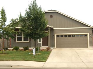 1164 S 2nd St, Cottage Grove, OR 97424
