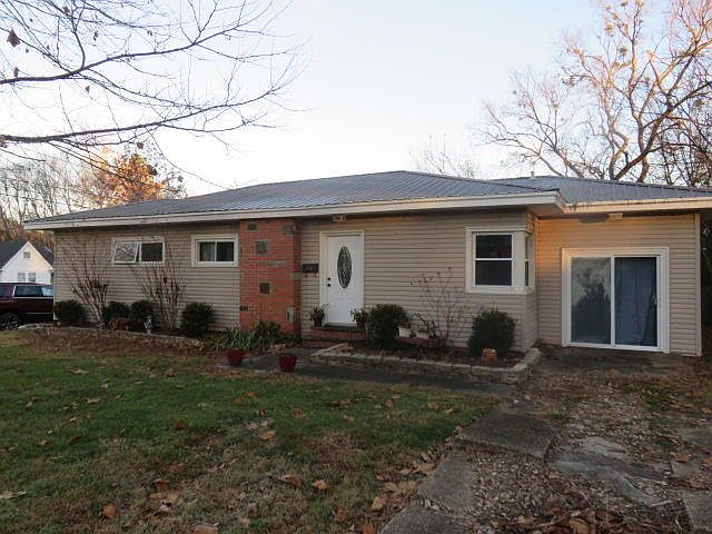 1st image of 1110 Reynolds St