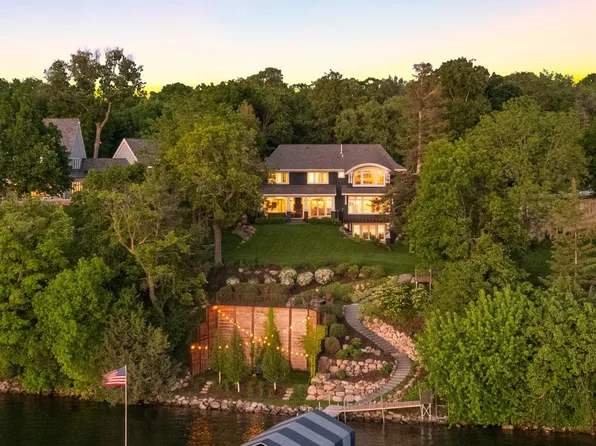 28070 Woodside Rd, Shorewood, MN 55331