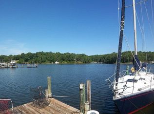 1894 Wilton Creek Rd, Hartfield, VA 23071