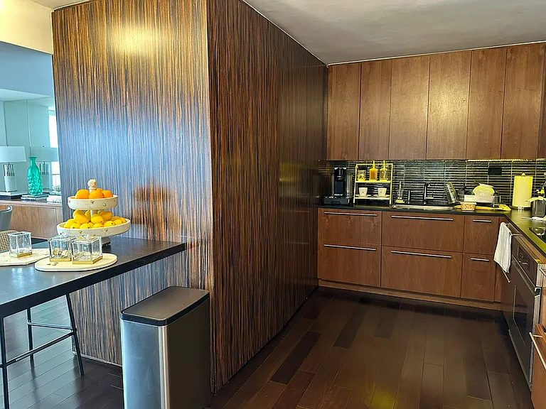 1450 Brickell Bay Dr #1907 — Photo 6