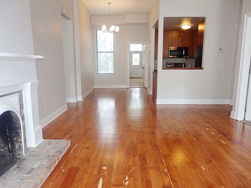 1st image of 521 Liberty Hl APT B