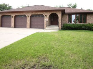 8314 Legend Ln, Orland Park, IL