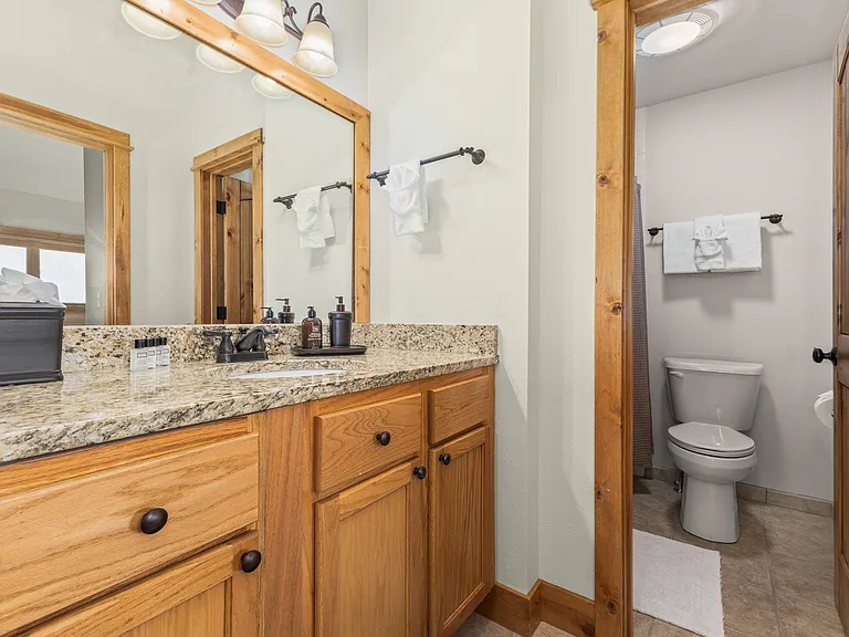 3rd Floor Bathroom #2 - Tub/Shower Combo
