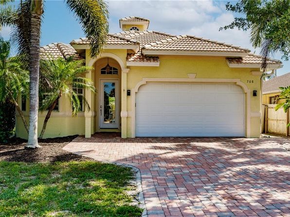 Winter Park Naples Real Estate 2 Homes For Sale Zillow