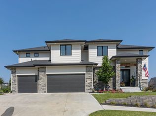 21416 A St, Elkhorn, NE 68022