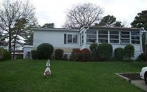 Front photo, beautifully landscaped!