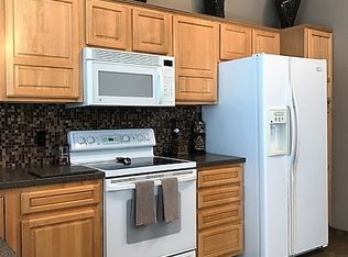 17704 Jacobs St, Omaha, NE 68135