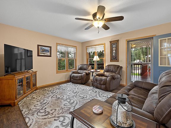 4th image of 416 Lacys Ct