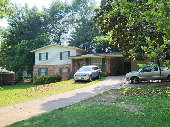 222 Sun Valley Dr, Americus, GA 31709