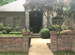 41 Valley Estates Dr, Little Rock, AR 72212