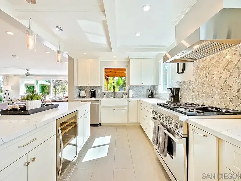 7904 Calle De La Plata — Photo 23