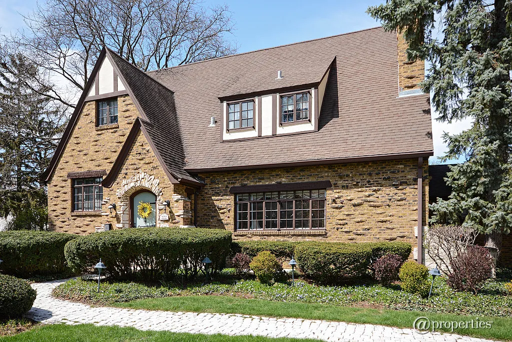222 S Derbyshire Ln photo 1