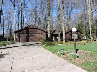 32542 Northwood Ct, North Ridgeville, OH 44039