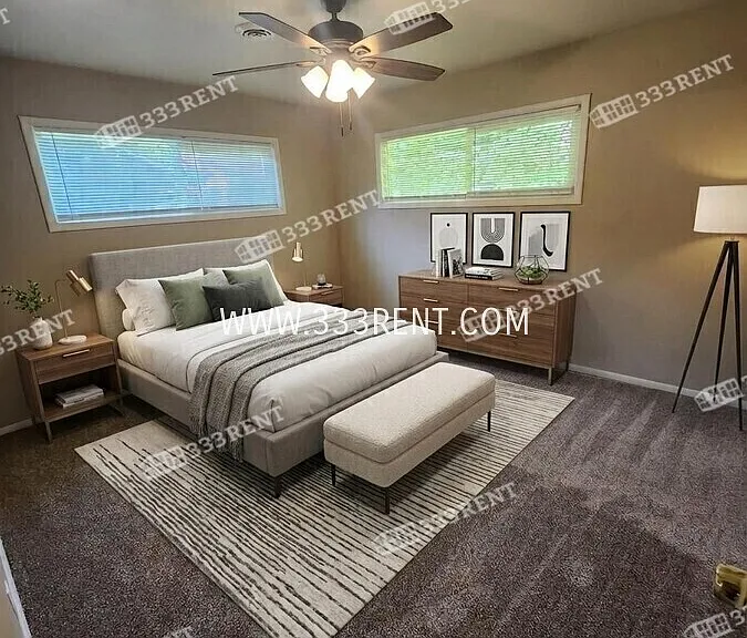 11012 Newton Ave — Photo 10