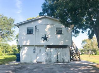 411 Selkirk Dr, Bay City, TX 77414