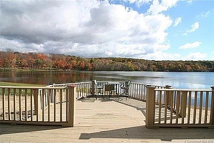 Arrowhead by the Lake