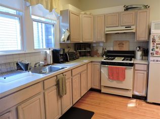 34 Chatham St APT 2R, Cambridge, MA 02139