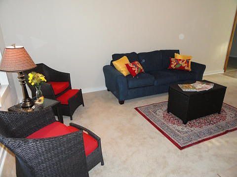 3rd image of 4509 Kingsdale Dr