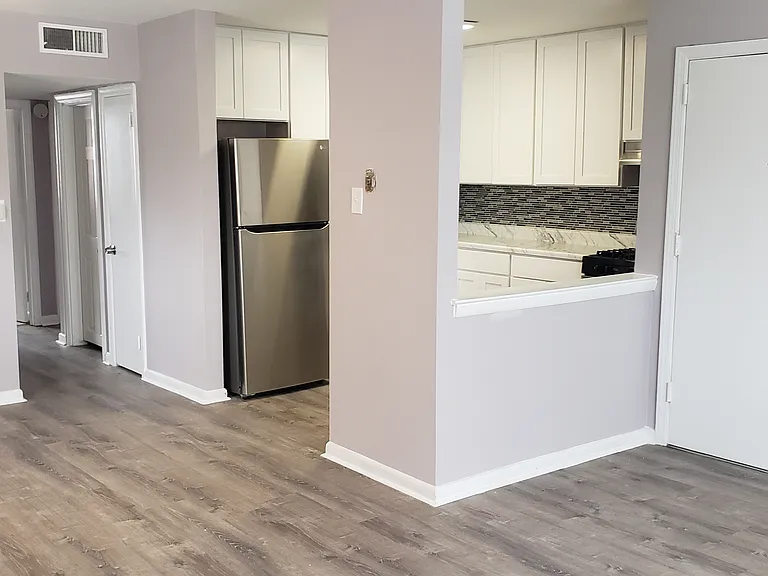 Hi View Apartments — Photo 13