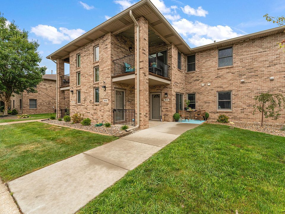 1st image of 946 Elm Dr