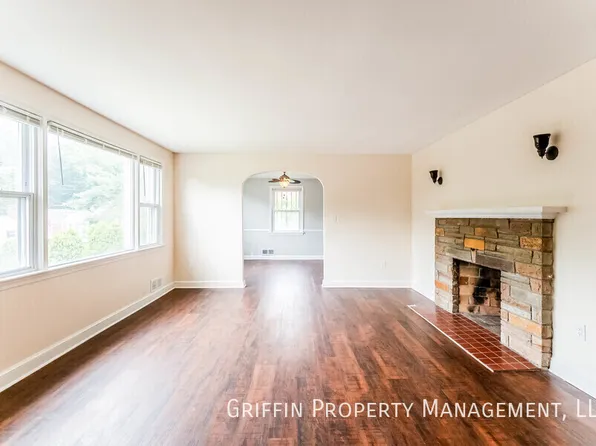 3505 Everest Dr, Temple Hills, MD 20748